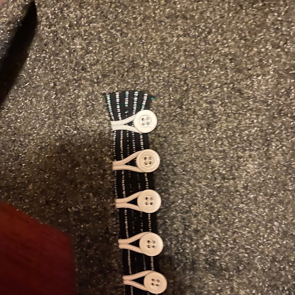 Sweater - Picture 2 of 6